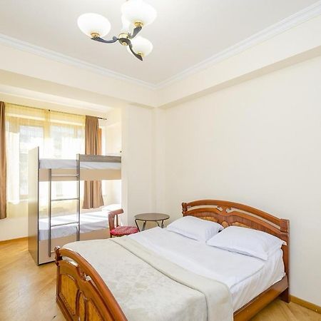 Areva Hostel & Apartment Erywań Zewnętrze zdjęcie