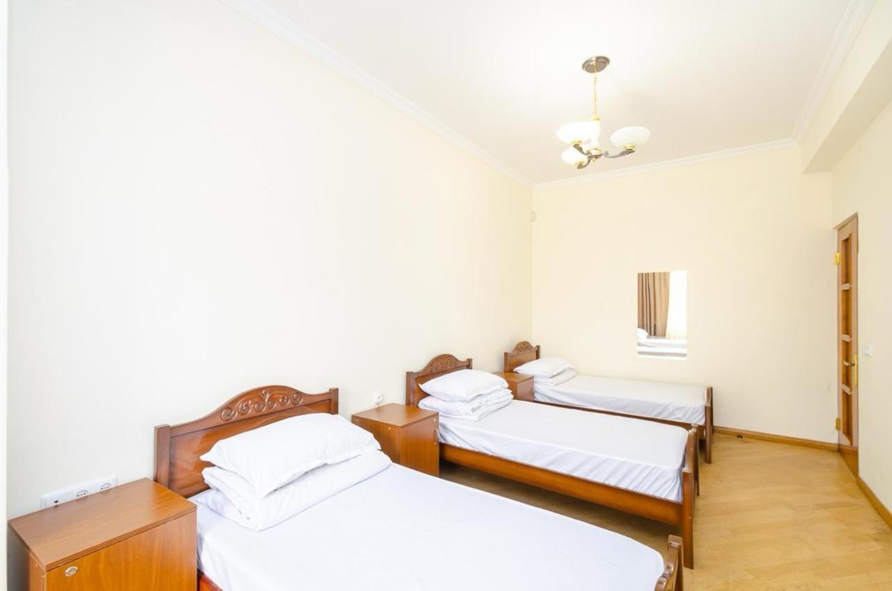 Areva Hostel & Apartment Erywań Zewnętrze zdjęcie